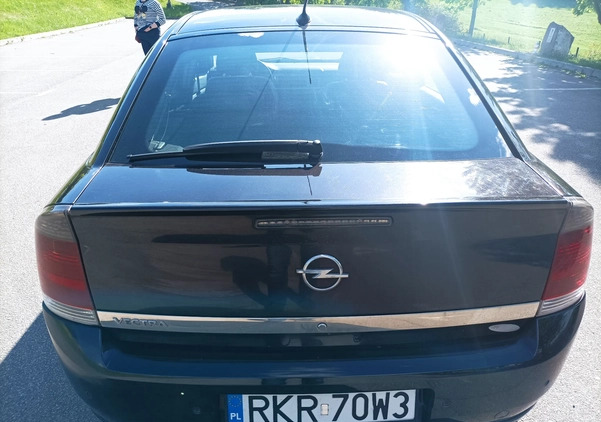 Opel Vectra cena 9000 przebieg: 349000, rok produkcji 2007 z Rymanów małe 56